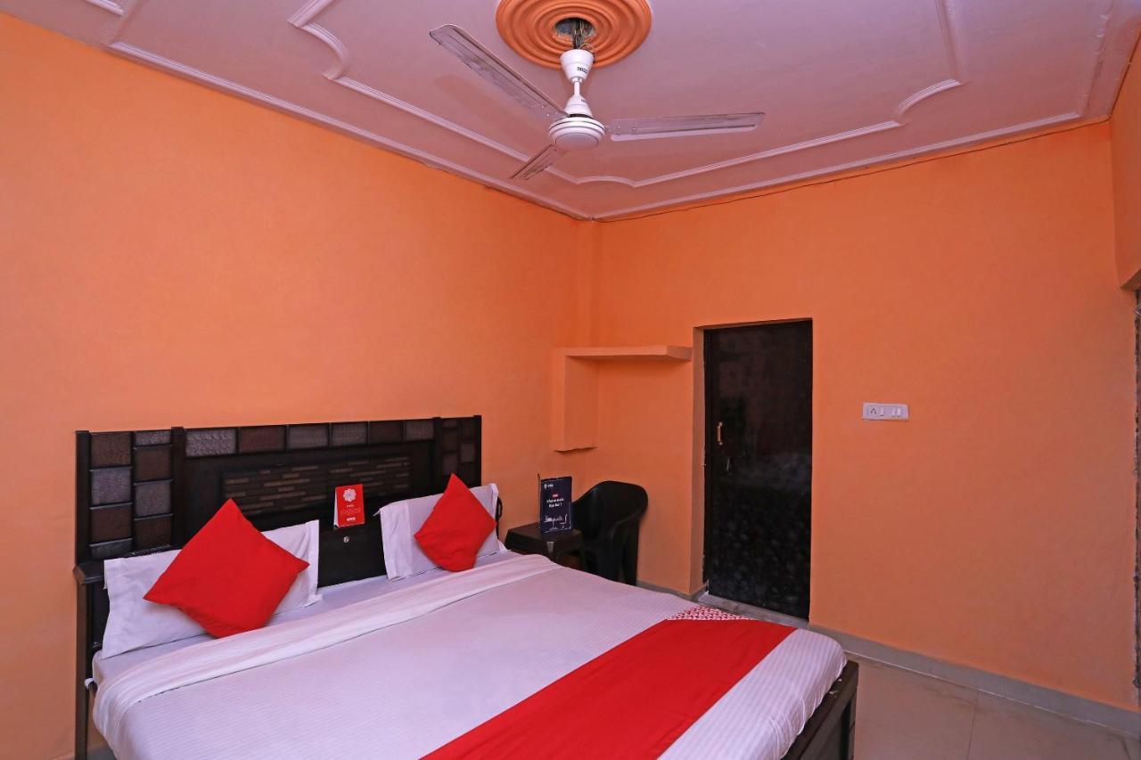 OYO 29187 Hotel Shree Baki Bihari Dayal Bagh Bagian luar foto